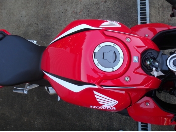 �������� �� ������ �������� Honda CBR650R 2020 ���� 17