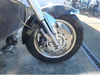 �������� �� ������ �������� Triumph Rocket III 2005 ���� 15