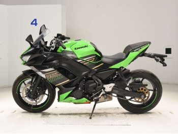     Kawasaki Ninja650A 2020  1