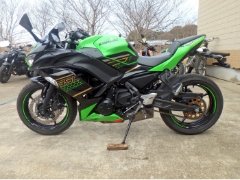     Kawasaki Ninja650A 2020  12