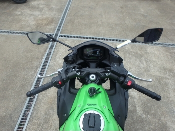     Kawasaki Ninja650A 2020  21