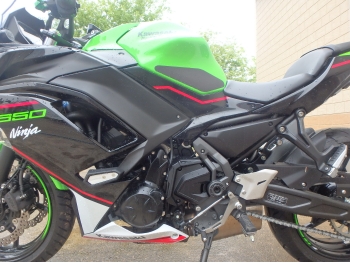     Kawasaki Ninja650A 2022  16