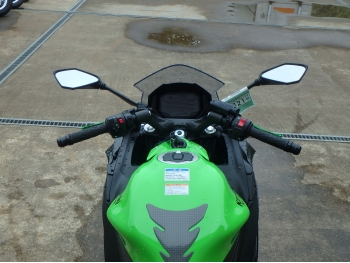     Kawasaki Ninja650A 2022  22