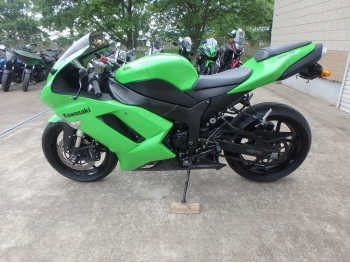     Kawasaki ZX-6R 2007  13