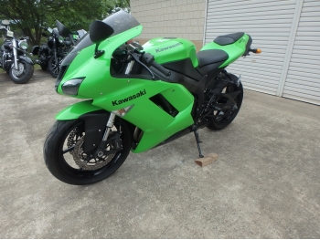     Kawasaki ZX-6R 2007  14
