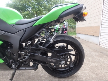     Kawasaki ZX-6R 2007  17