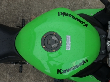     Kawasaki ZX-6R 2007  23