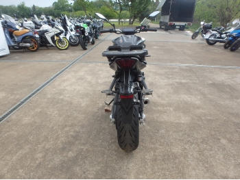     Yamaha MT-07-2 2022  11