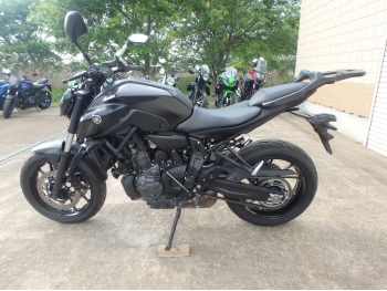     Yamaha MT-07-2 2022  13