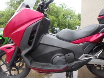 Çàêàçàòü èç ßïîíèè ìîòîöèêë Honda NC750 Integra 2014 ôîòî 16