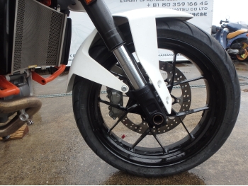     KTM 690 Duke 2014  20
