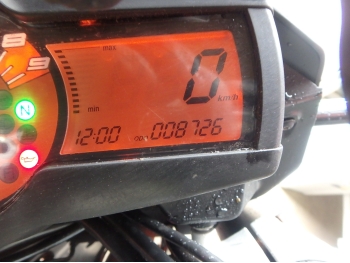     KTM 690 Duke 2014  24