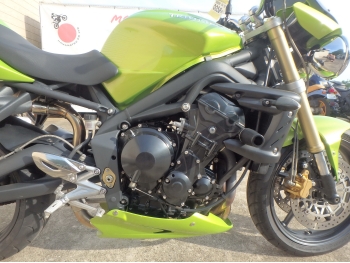     Triumph Street Triple 2009  18