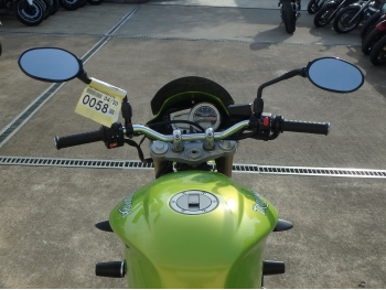     Triumph Street Triple 2009  21