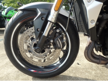 Çàêàçàòü èç ßïîíèè ìîòîöèêë Triumph Street Triple S 2021 ôîòî 14