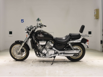 Çàêàçàòü èç ßïîíèè ìîòîöèêë Honda Magna750 1996 ôîòî 1