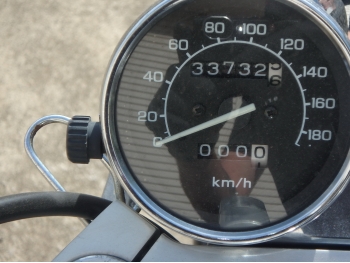 Çàêàçàòü èç ßïîíèè ìîòîöèêë Honda Magna750 1996 ôîòî 20