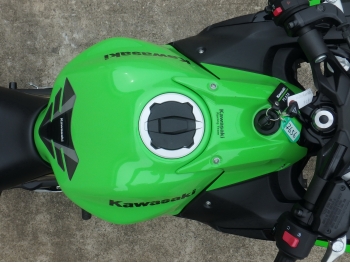 Çàêàçàòü èç ßïîíèè ìîòîöèêë Kawasaki Ninja650A 2020 ôîòî 21
