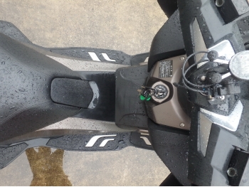 Çàêàçàòü èç ßïîíèè ìîòîöèêë BMW C650GT 2016 ôîòî 22