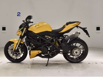     Ducati Streetfighter848 2011  1