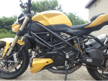     Ducati Streetfighter848 2011  15