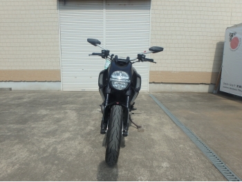     Ducati Diavel 2012  5