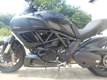    Ducati Diavel 2012  14