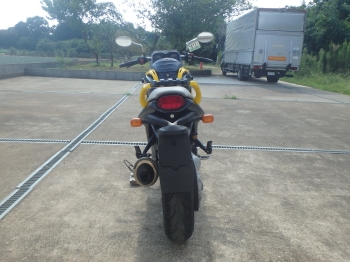    BMW F650CS 2003  10
