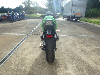 Çàêàçàòü èç ßïîíèè ìîòîöèêë Kawasaki Ninja650A 2020 ôîòî 10