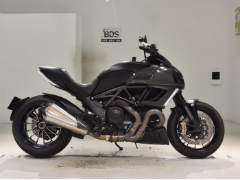 Çàêàçàòü èç ßïîíèè ìîòîöèêë Ducati Diavel Dark 2012 ôîòî 1