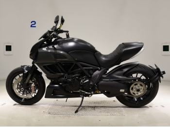 Çàêàçàòü èç ßïîíèè ìîòîöèêë Ducati Diavel Dark 2012 ôîòî 2