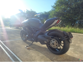 Çàêàçàòü èç ßïîíèè ìîòîöèêë Ducati Diavel Dark 2012 ôîòî 11