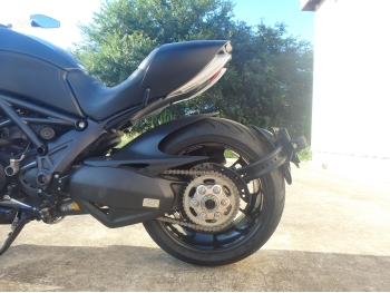 Çàêàçàòü èç ßïîíèè ìîòîöèêë Ducati Diavel Dark 2012 ôîòî 16
