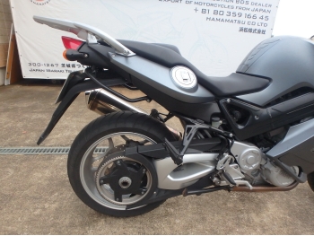    BMW F800ST 2007  17