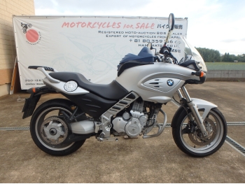     BMW F650CS 2004  8