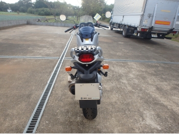    BMW F650CS 2004  10