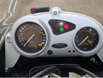     BMW F650CS 2004  20