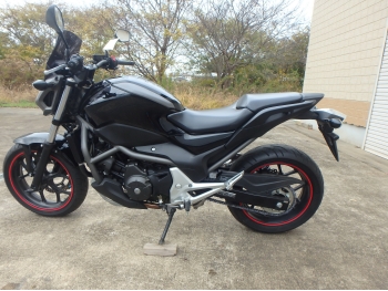     Honda NC700SA 2012  12