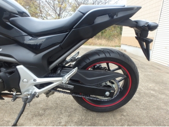     Honda NC700SA 2012  16