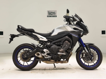     Yamaha MT-09 Tracer 2015  2