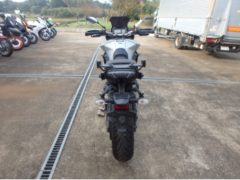     Yamaha MT-09 Tracer 2015  9