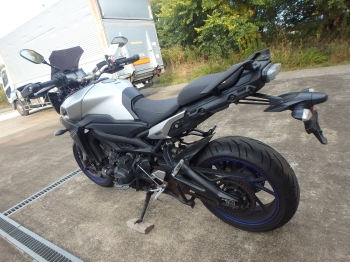     Yamaha MT-09 Tracer 2015  10