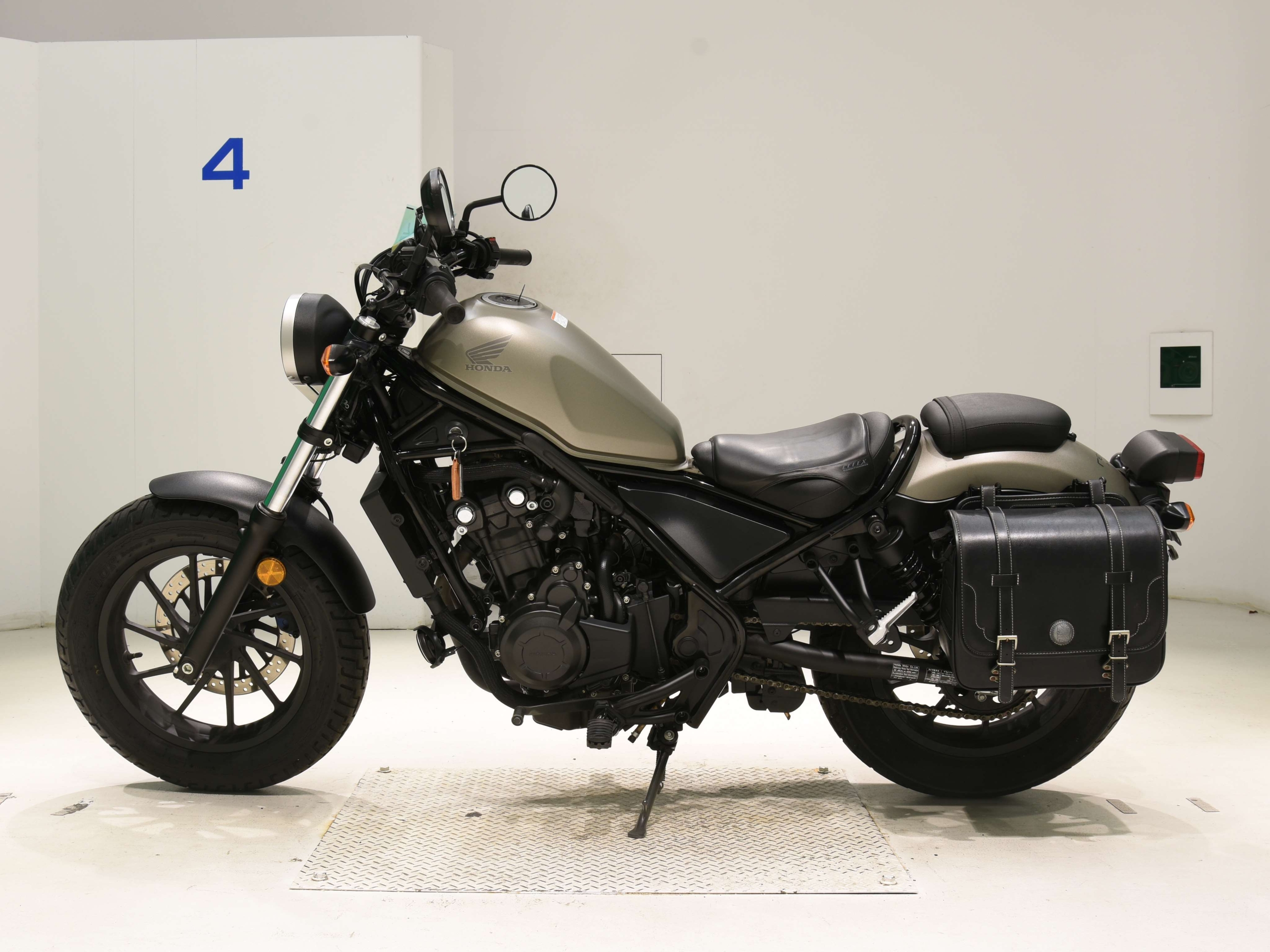 Buy bike Honda Rebel500A CMX500 2017 ôîòî 1