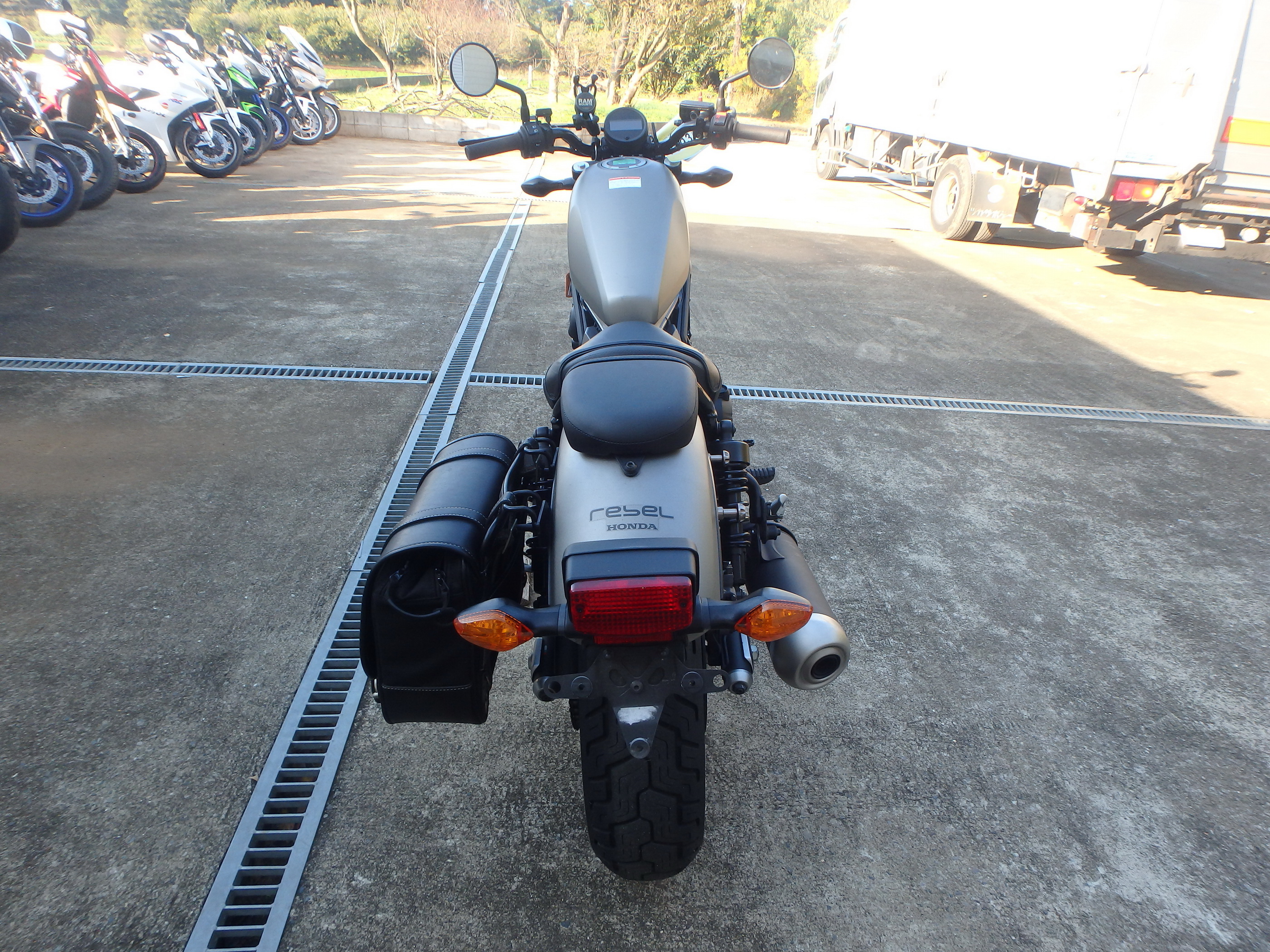 Buy bike Honda Rebel500A CMX500 2017 ôîòî 9