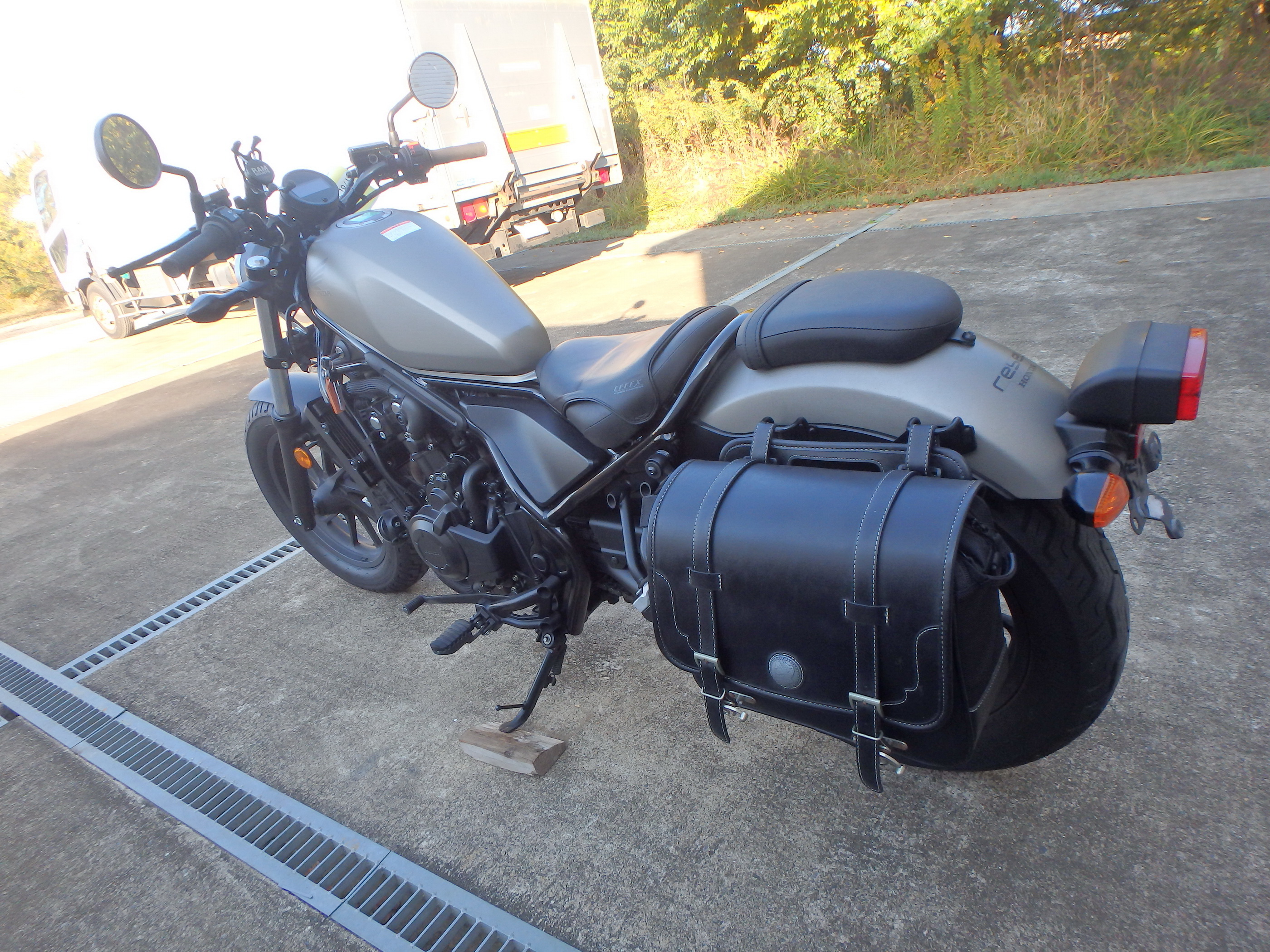 Buy bike Honda Rebel500A CMX500 2017 ôîòî 10