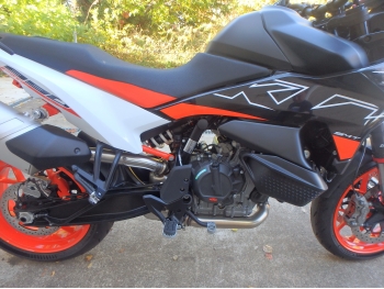 �������� �� ������ �������� KTM 890 SMT 2024 ���� 13