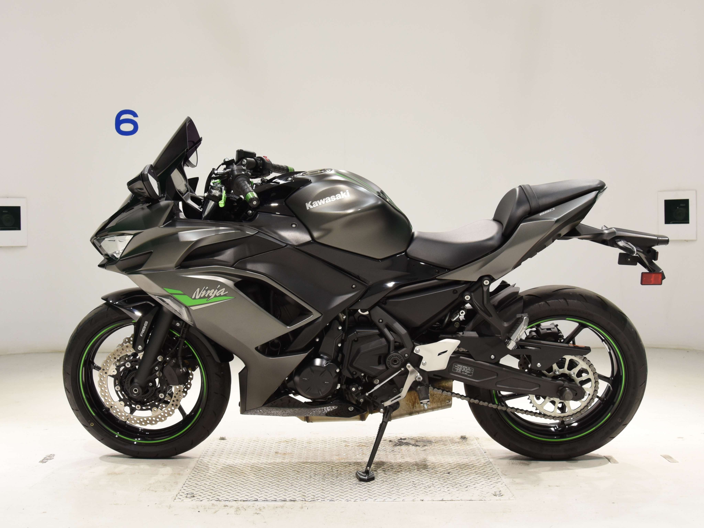 Buy bike Kawasaki Ninja650A 2024 ôîòî 1