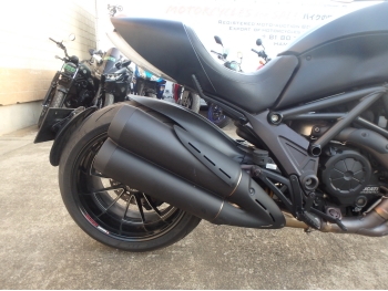 �������� �� ������ �������� Ducati Diavel Dark 2013 ���� 17