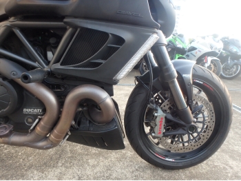 �������� �� ������ �������� Ducati Diavel Dark 2013 ���� 19