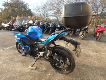 �������� �� ������ �������� Kawasaki Ninja650A 2018 ���� 11